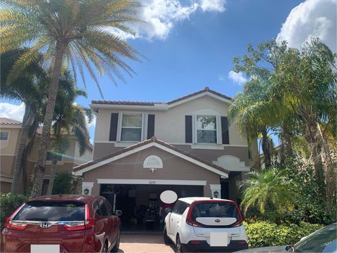 8292 Calabria Lakes Drive Boynton Beach FL 33473