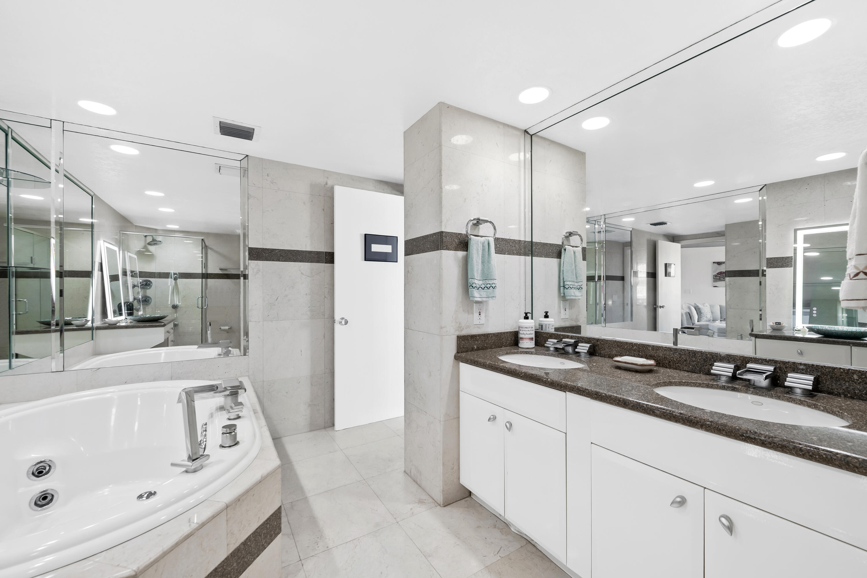 GALT OCEAN CLUB CONDO - Residential