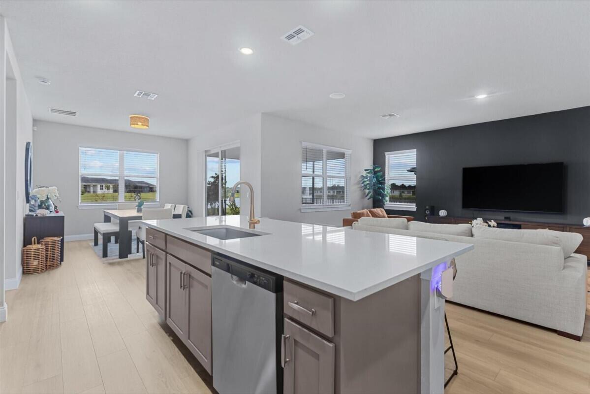 AZALEA - Residential