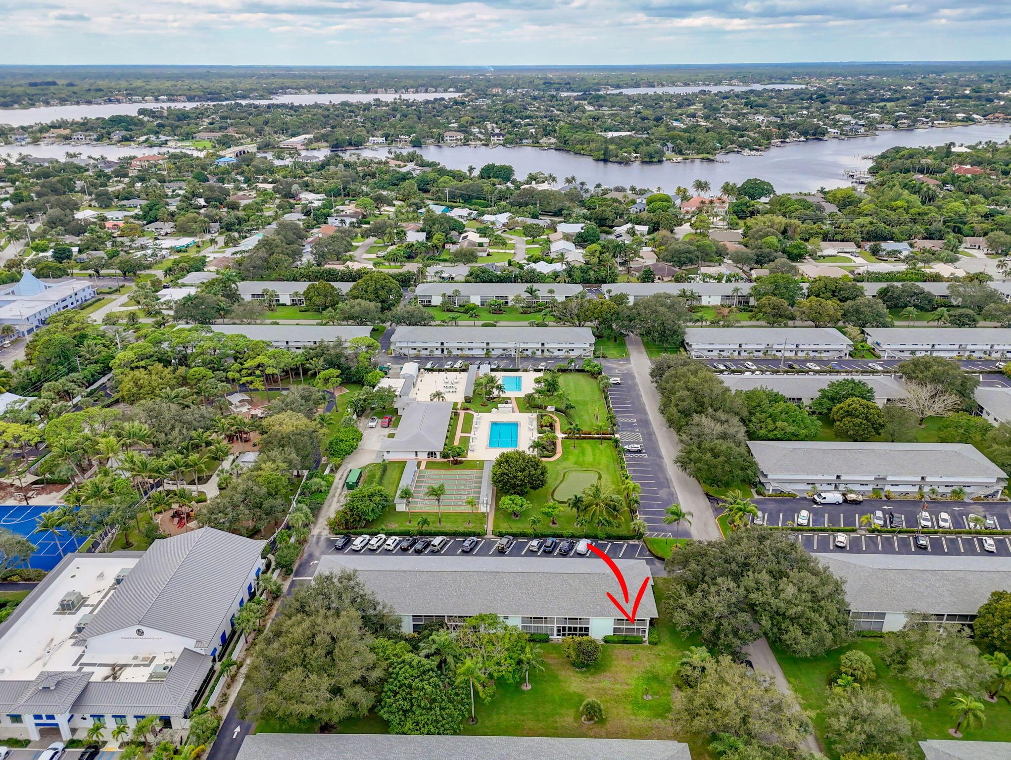 TEQUESTA GARDEN CONDO 3 - Residential