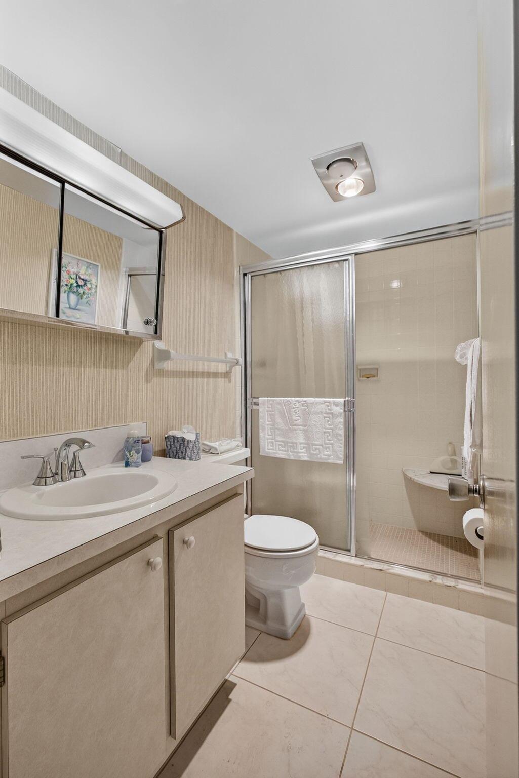 TEQUESTA GARDEN CONDO 3 - Residential