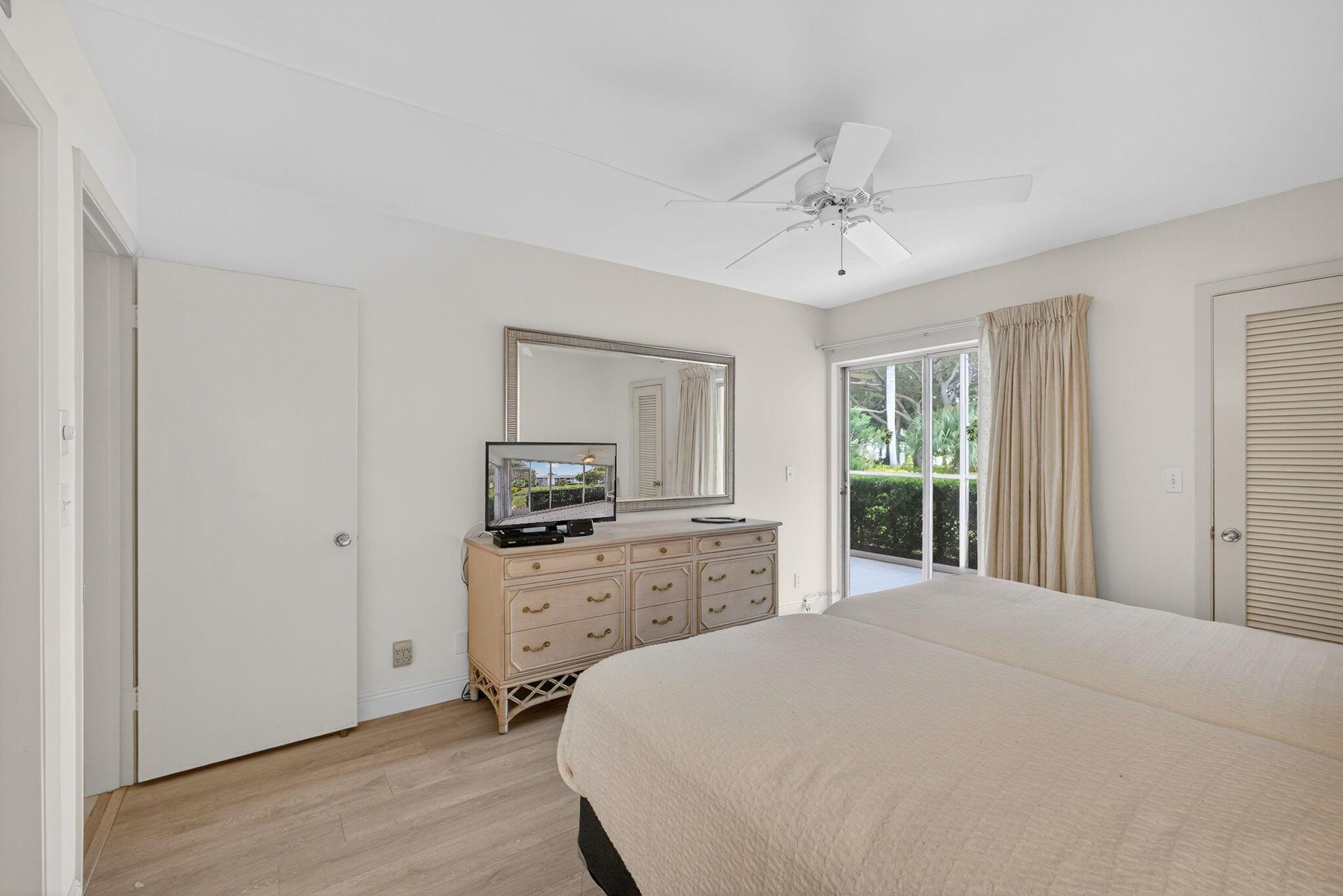 TEQUESTA GARDEN CONDO 3 - Residential