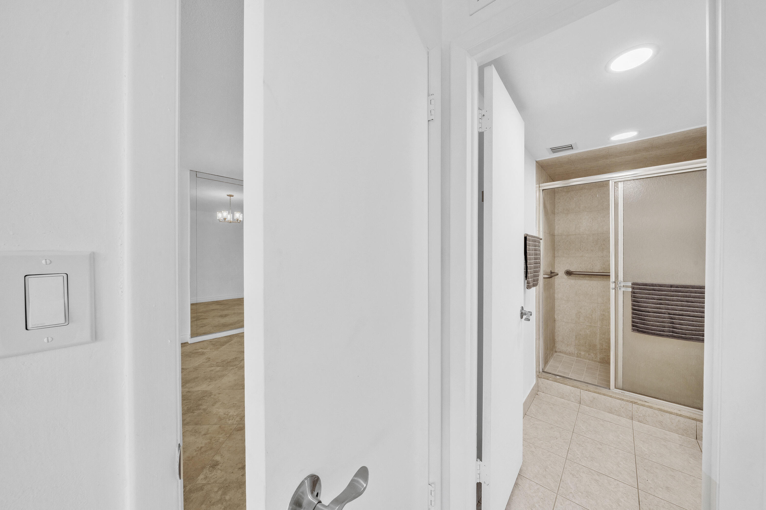 CYPRESS CHASE CONDO NO 6 - Residential