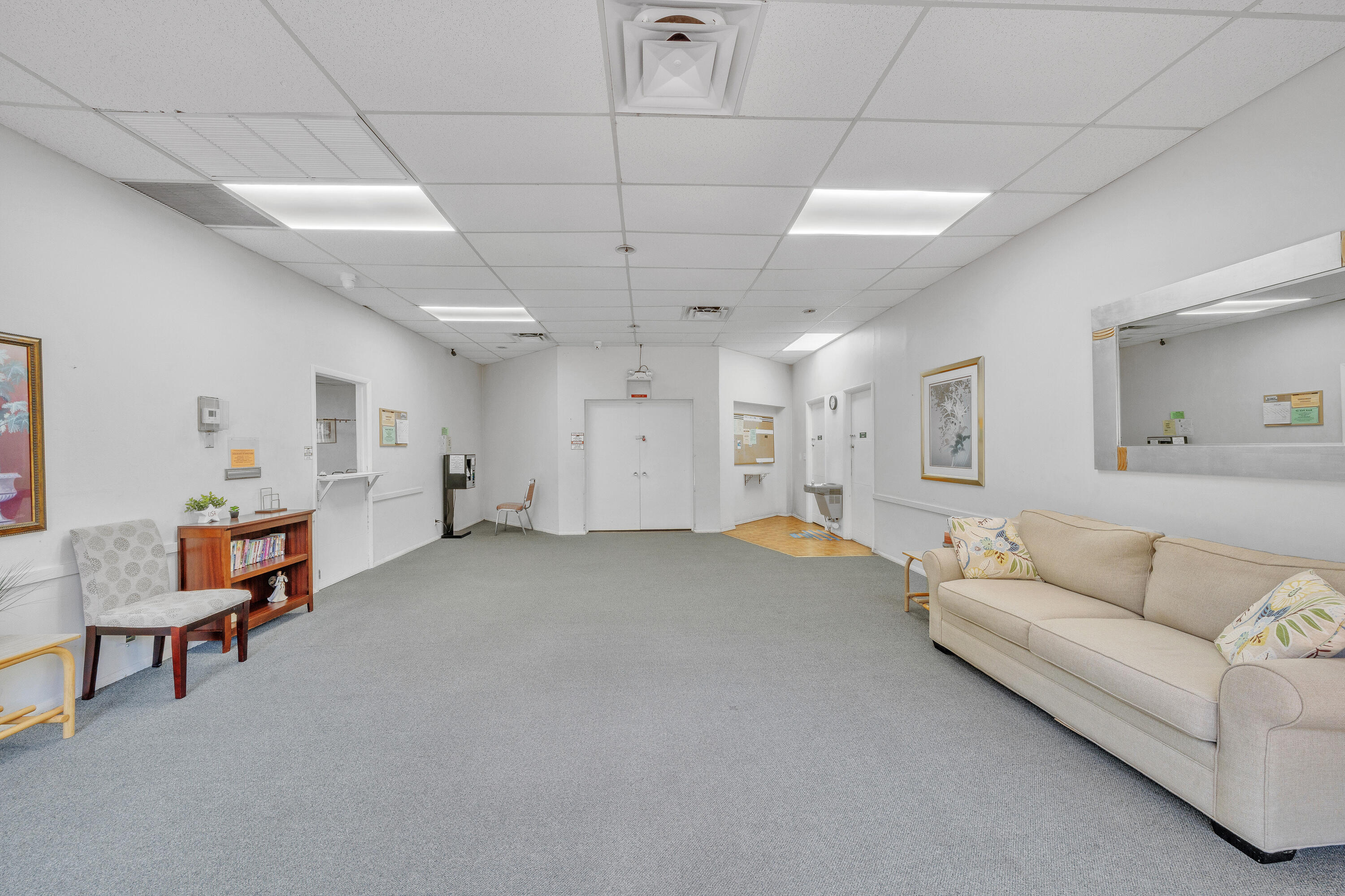 CYPRESS CHASE CONDO NO 6 - Residential