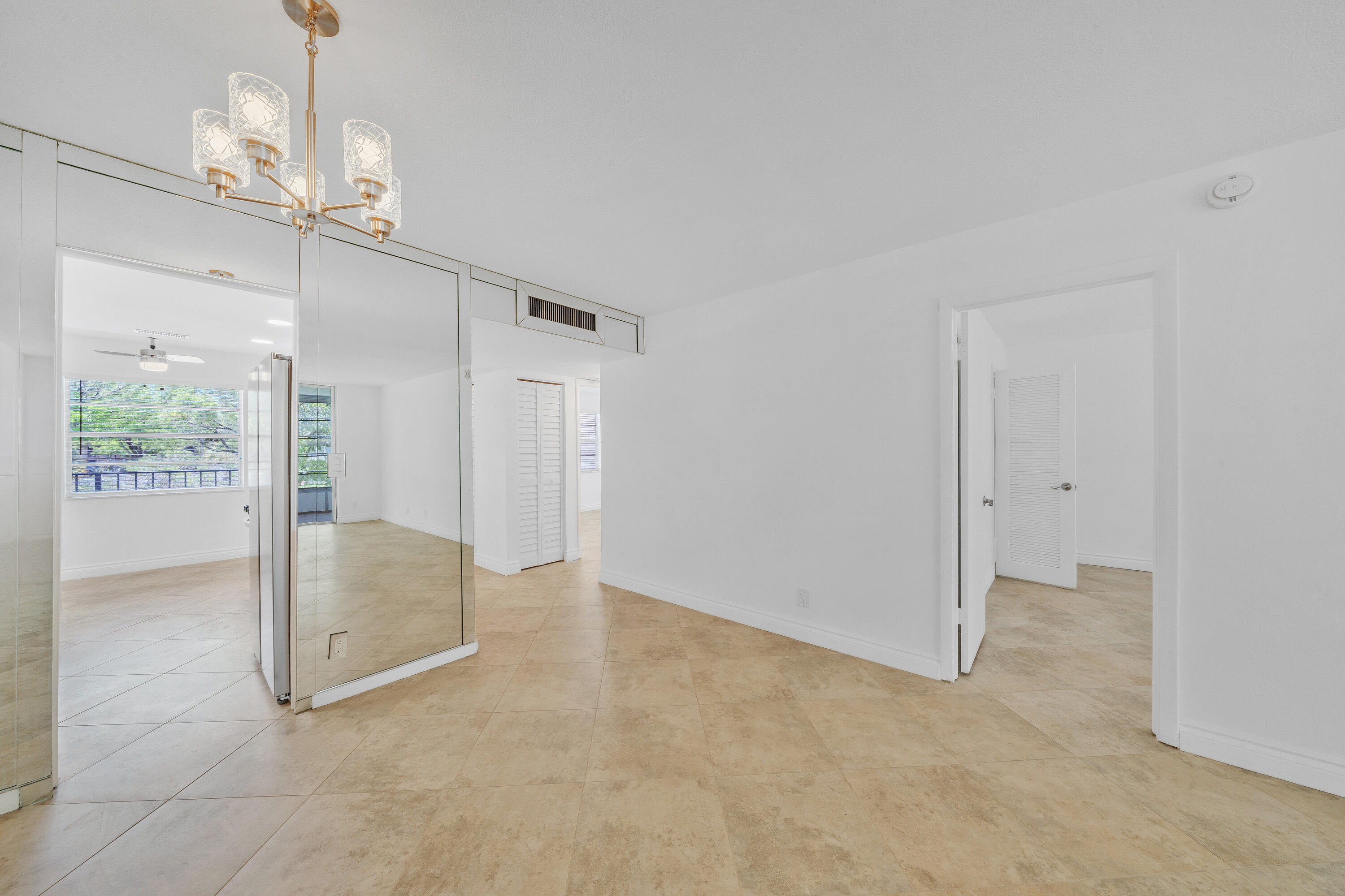 CYPRESS CHASE CONDO NO 6 - Residential