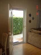 ISLAND CLUB - Residential