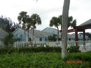 ISLAND CLUB - Residential