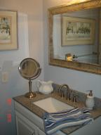 ISLAND CLUB - Residential