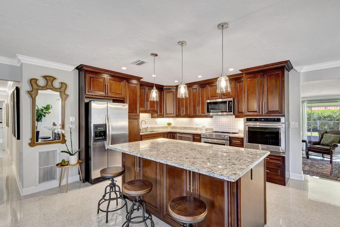 LAKE CLARKE HEIGHTS - Residential