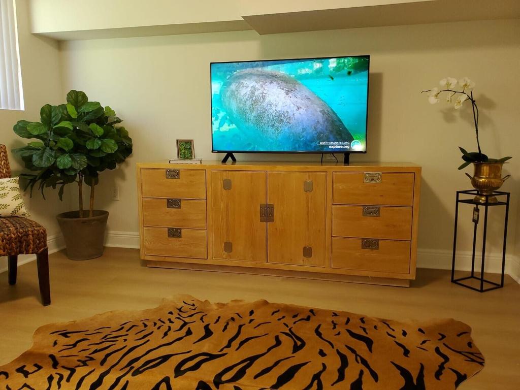 LAKE CLARKE HEIGHTS - Residential