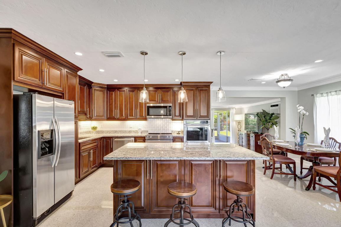 LAKE CLARKE HEIGHTS - Residential