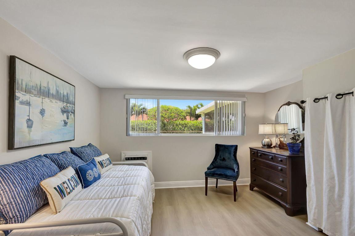 LAKE CLARKE HEIGHTS - Residential