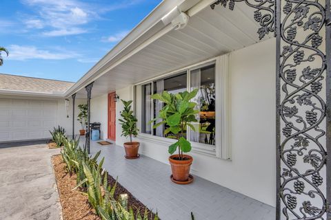 A home in Lake Clarke Shores