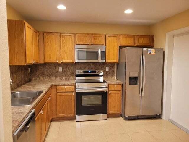 RENAISSANCE SEC 4 2 - Residential