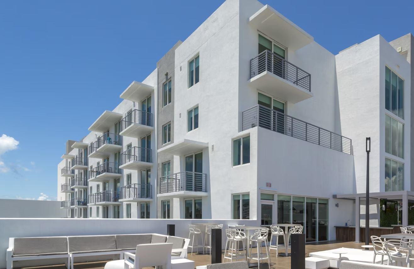 BRICKELL WEST - Residential Lease