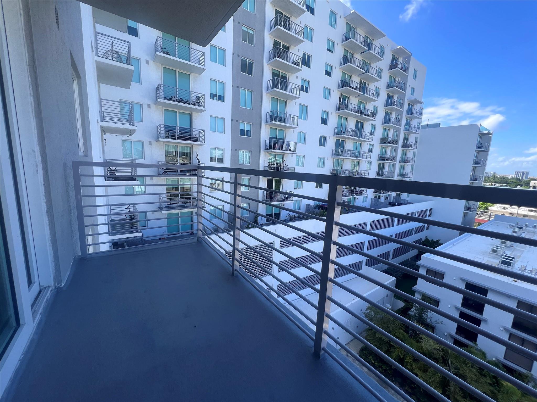 BRICKELL WEST - Residential Lease