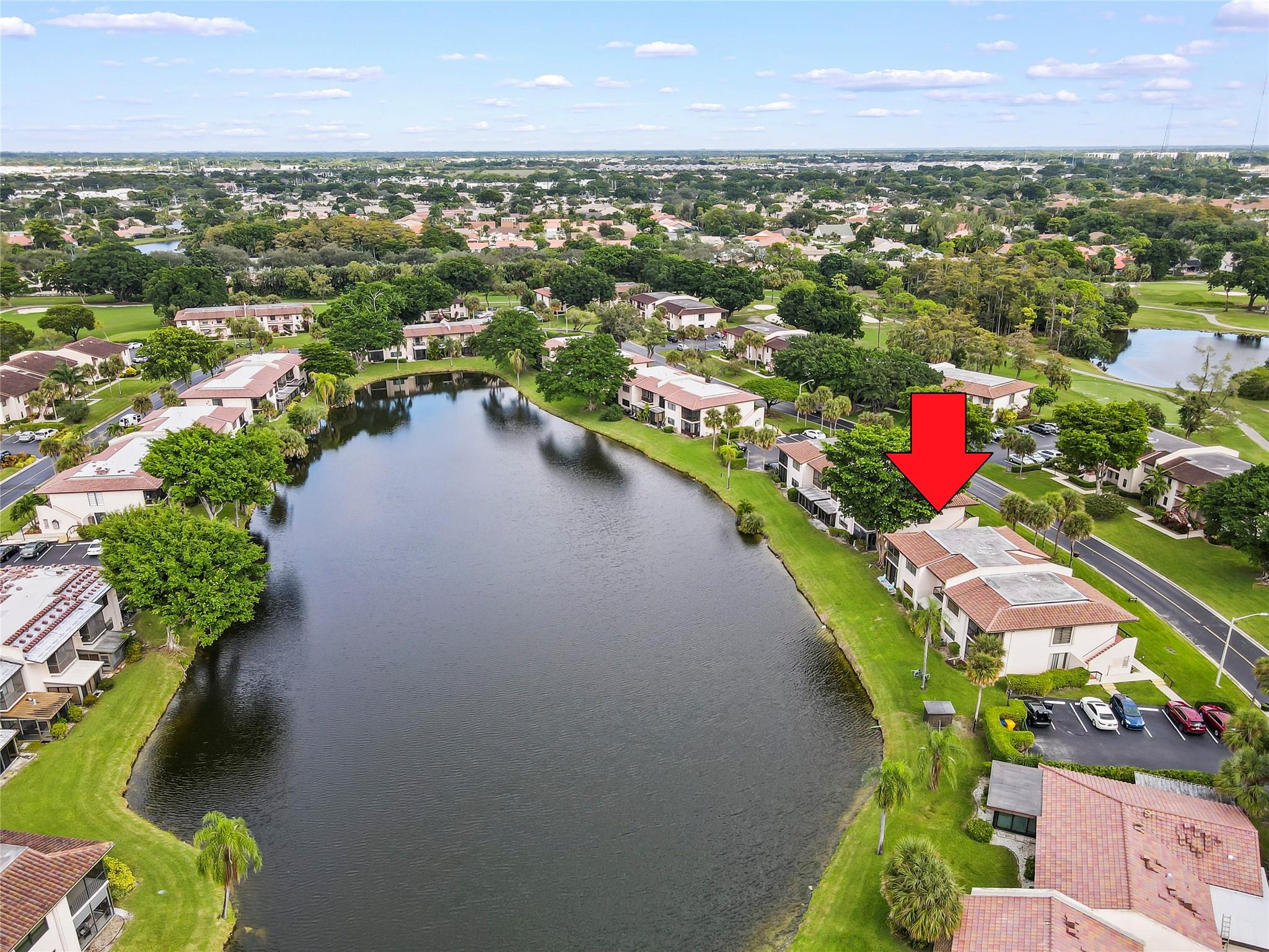 VISTAS OF BOCA LAGO COND - Residential