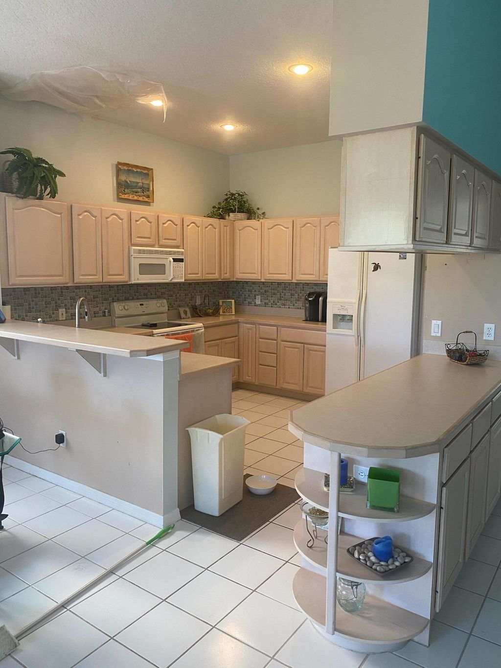 Photo of 6571 SE Twin Oaks Circle, Stuart, FL 34997 (MLS # R10789028)