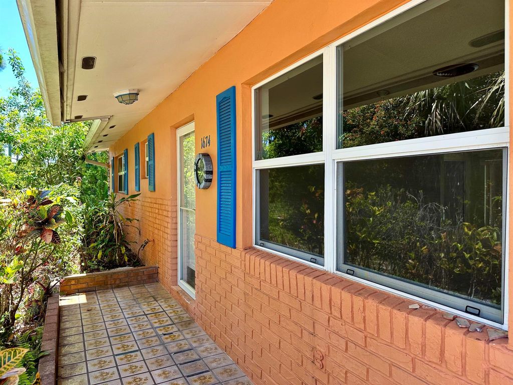 Photo of 1674 SE 11th Street, Stuart, FL 34996 (MLS # R10985192)