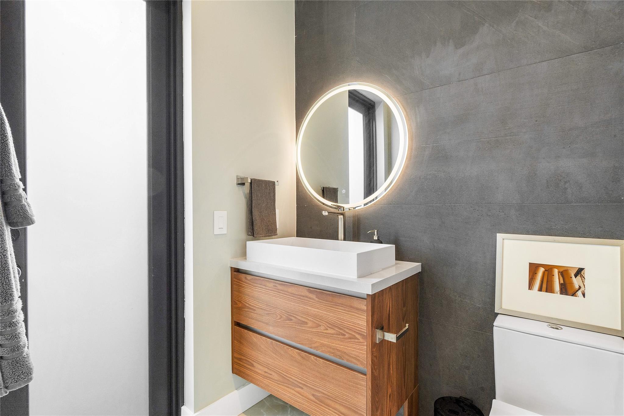 Halls Add 1-134 D - Residential