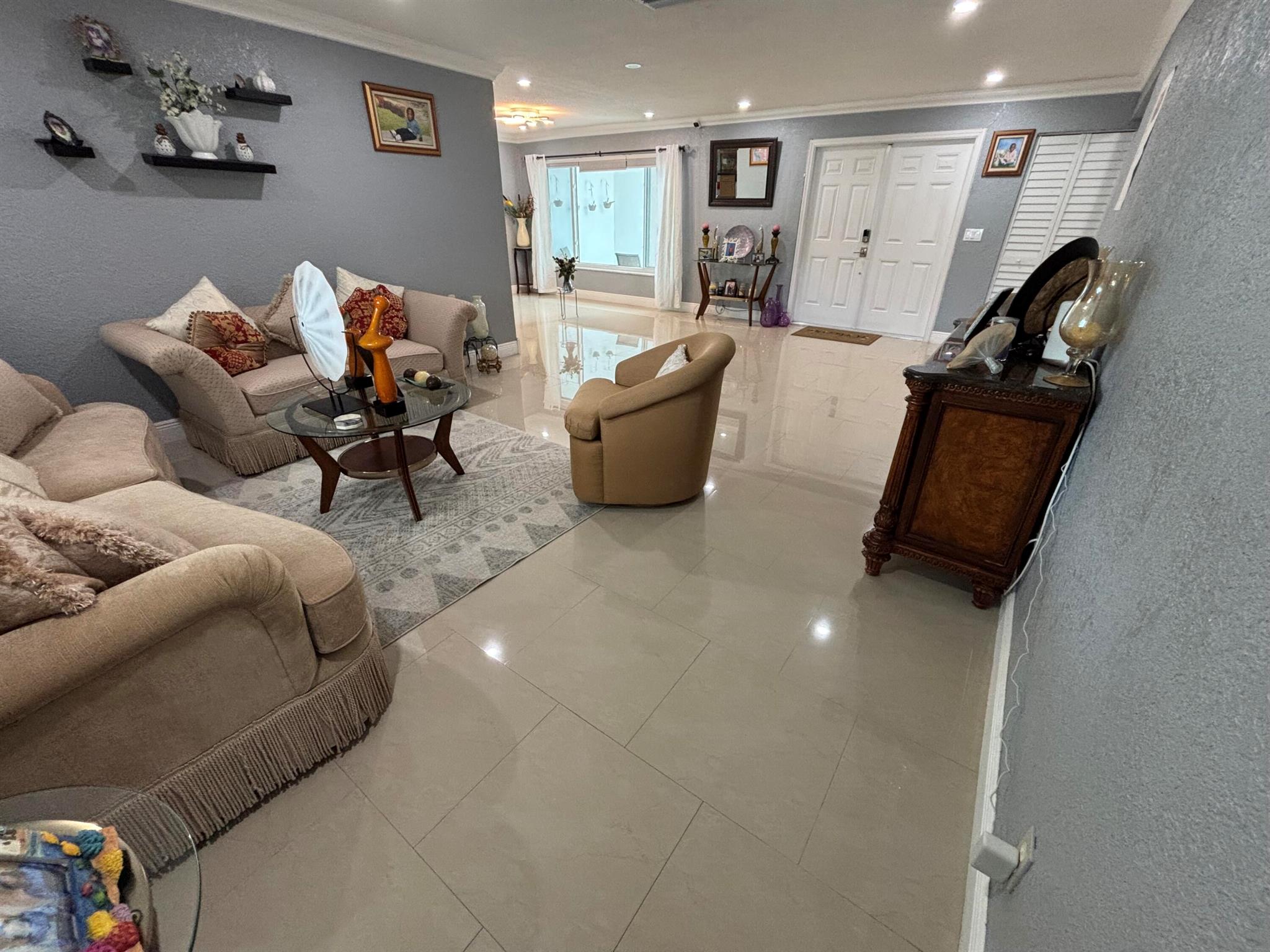 PALM BEACH COLONY SEC 2 - Residential