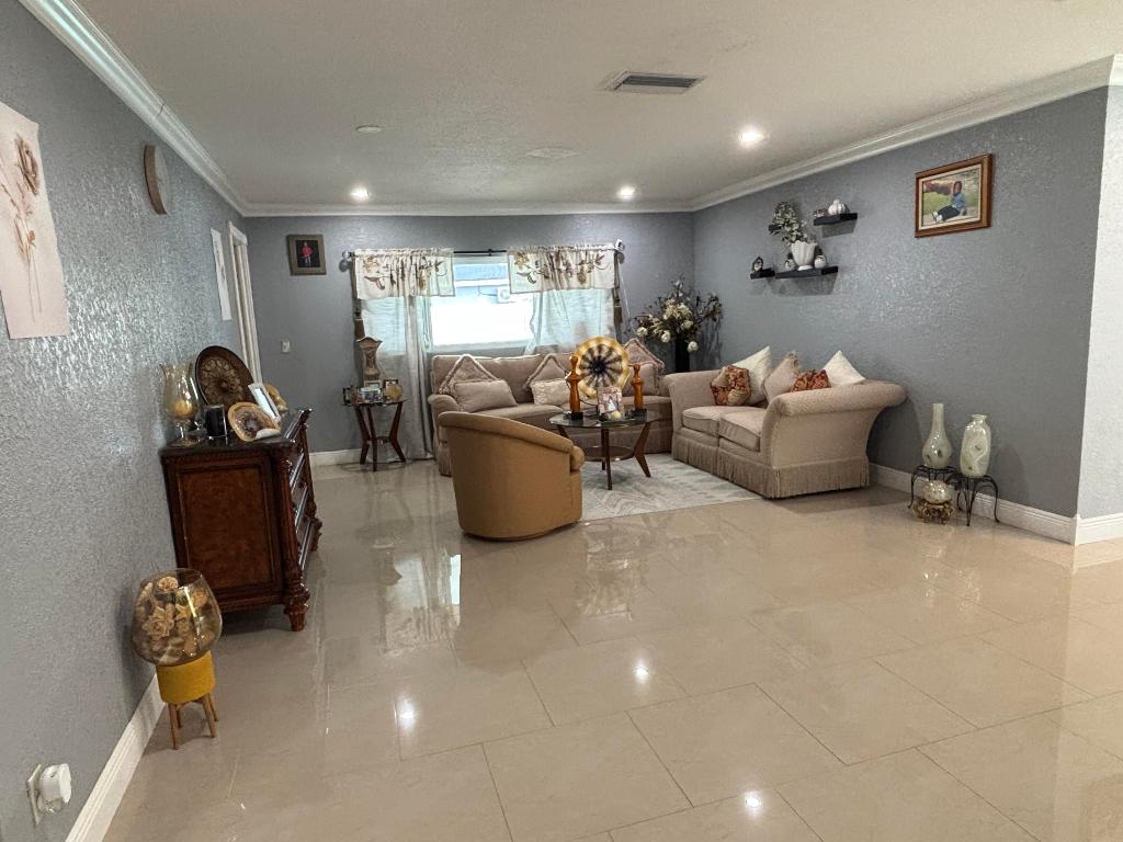 854 Royal Palm Beach Boulevard