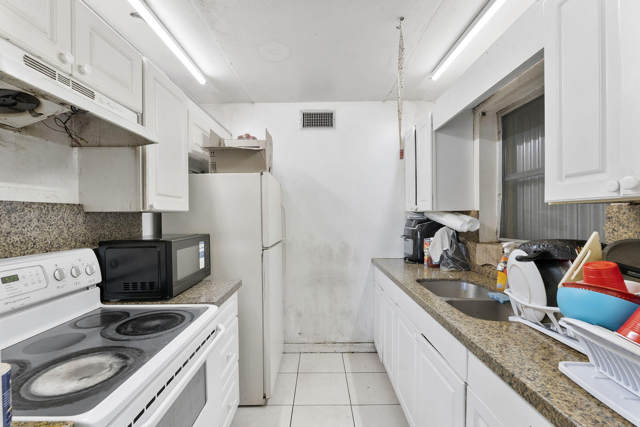 LAKE WORTH TOWN OF - Residential Income