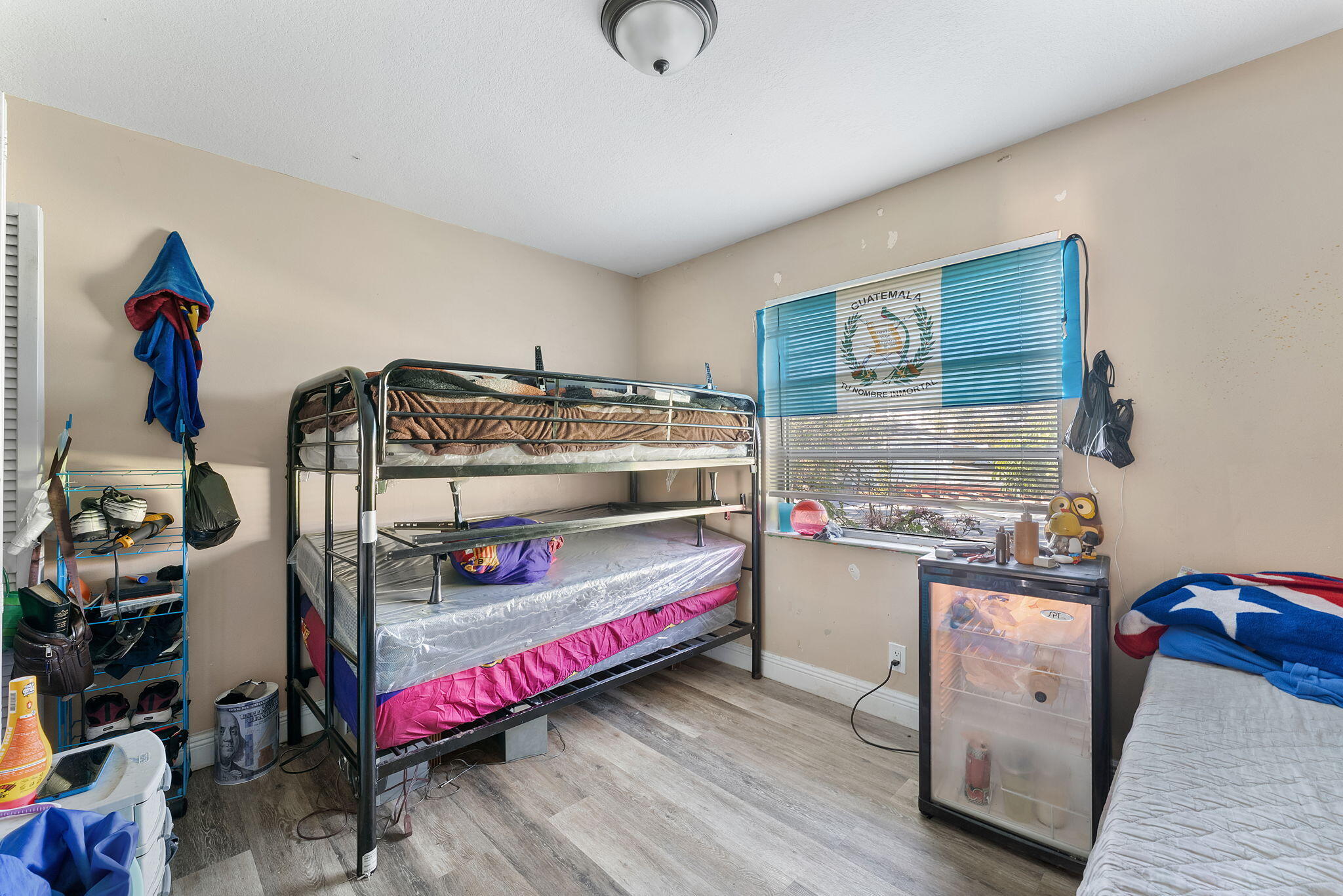 LAKE WORTH TOWN OF - Residential Income