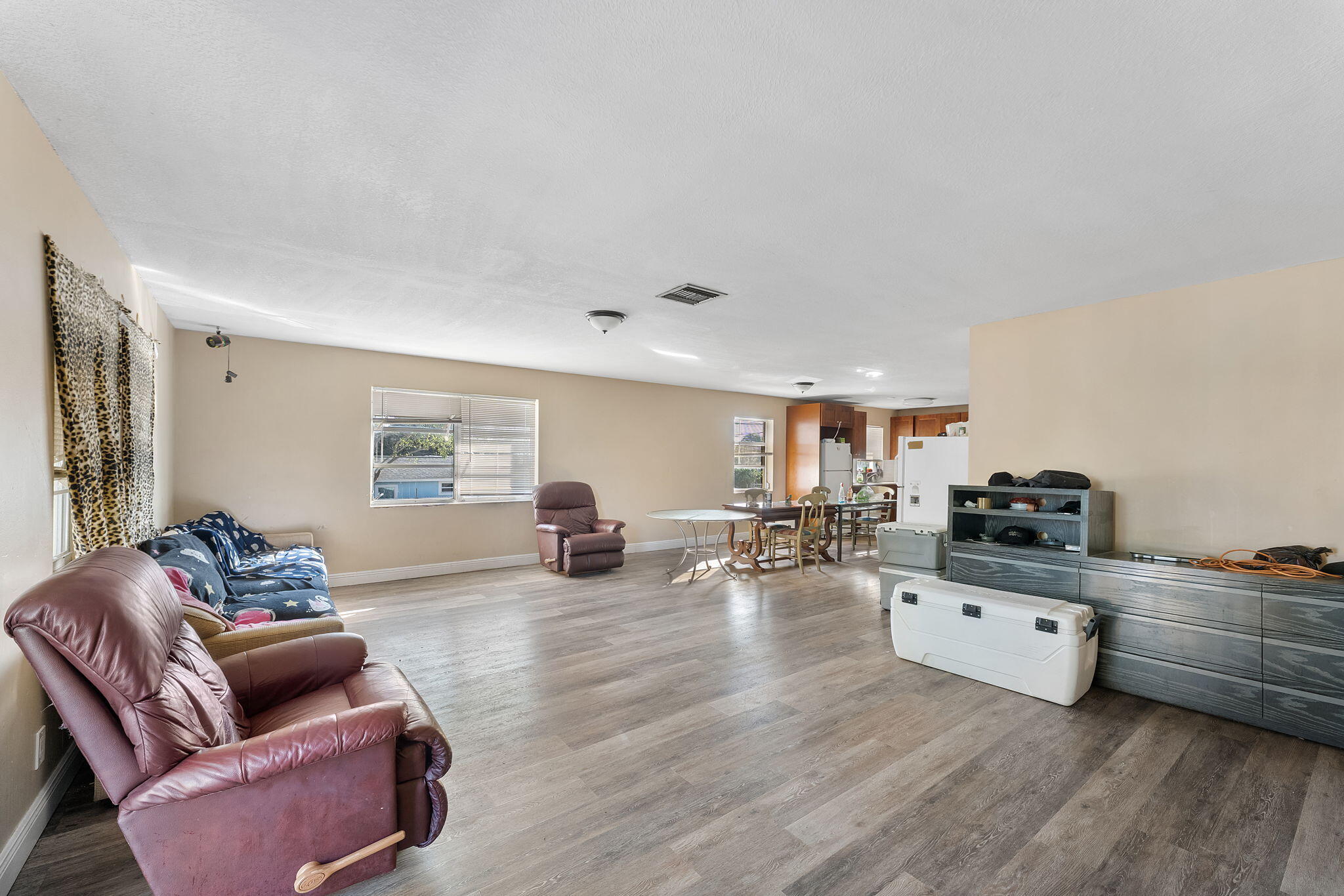 LAKE WORTH TOWN OF - Residential Income