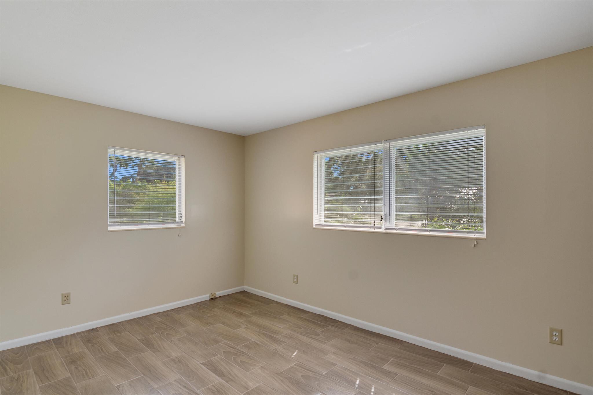 LAKEWOOD PARK UNIT 5 - Residential