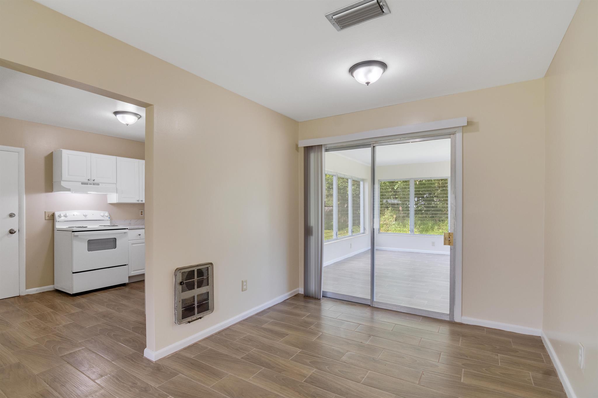 LAKEWOOD PARK UNIT 5 - Residential