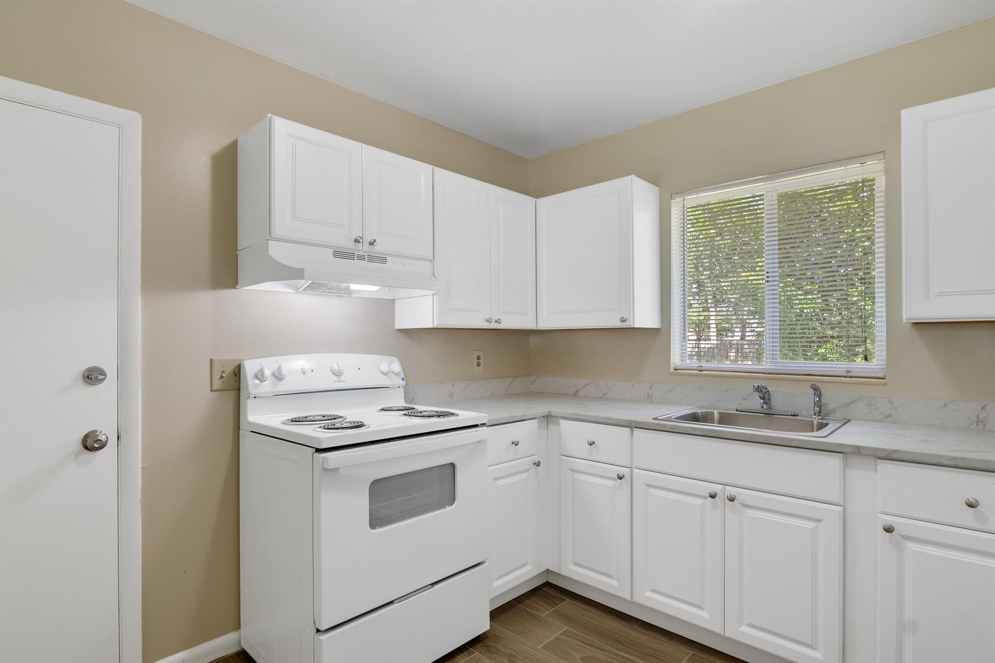 LAKEWOOD PARK UNIT 5 - Residential