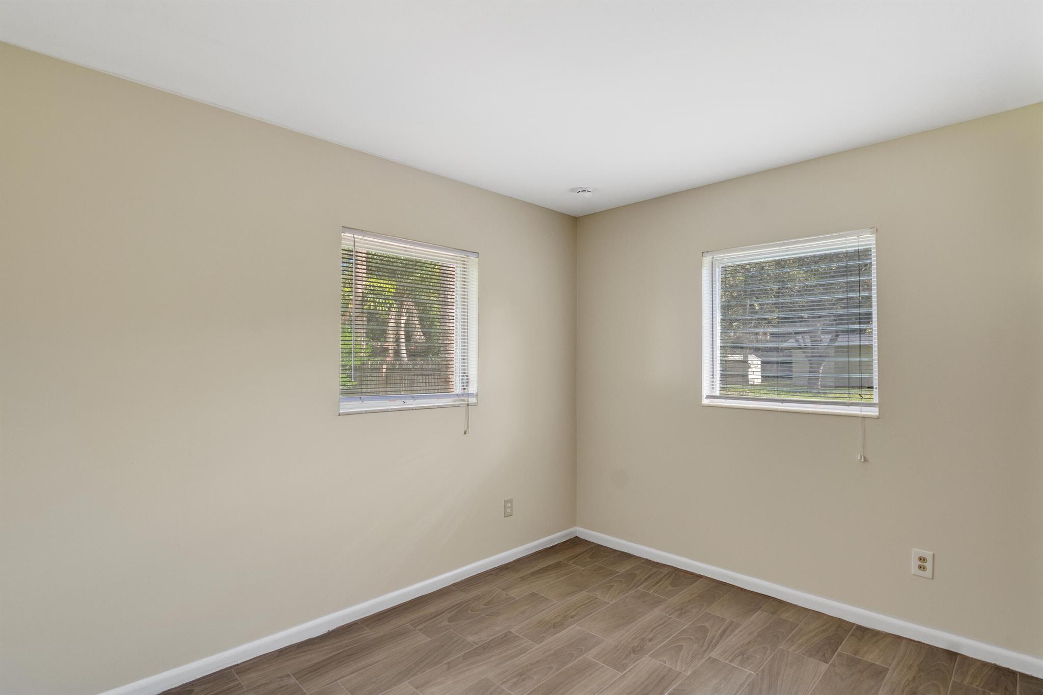 LAKEWOOD PARK UNIT 5 - Residential