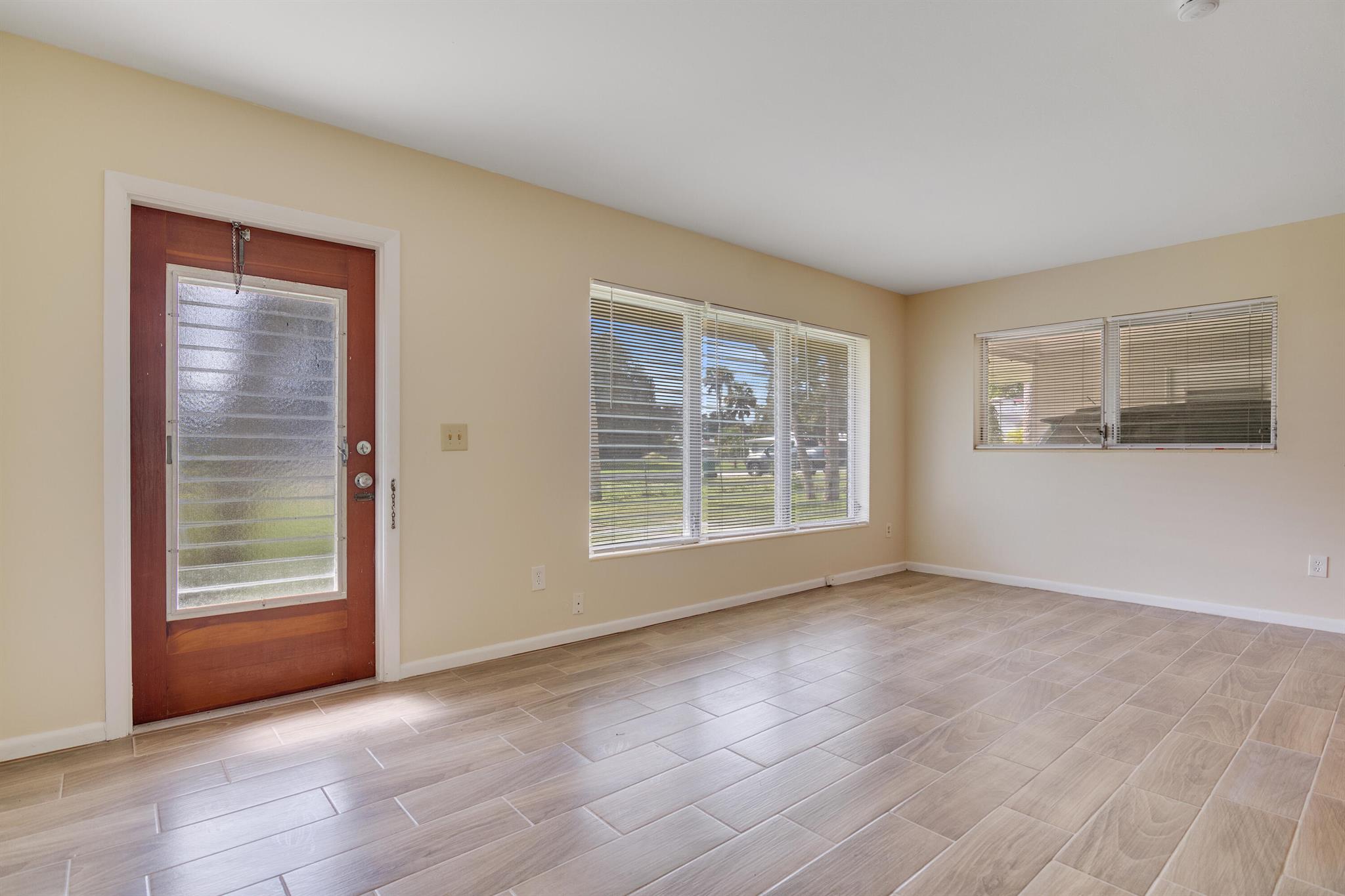 LAKEWOOD PARK UNIT 5 - Residential