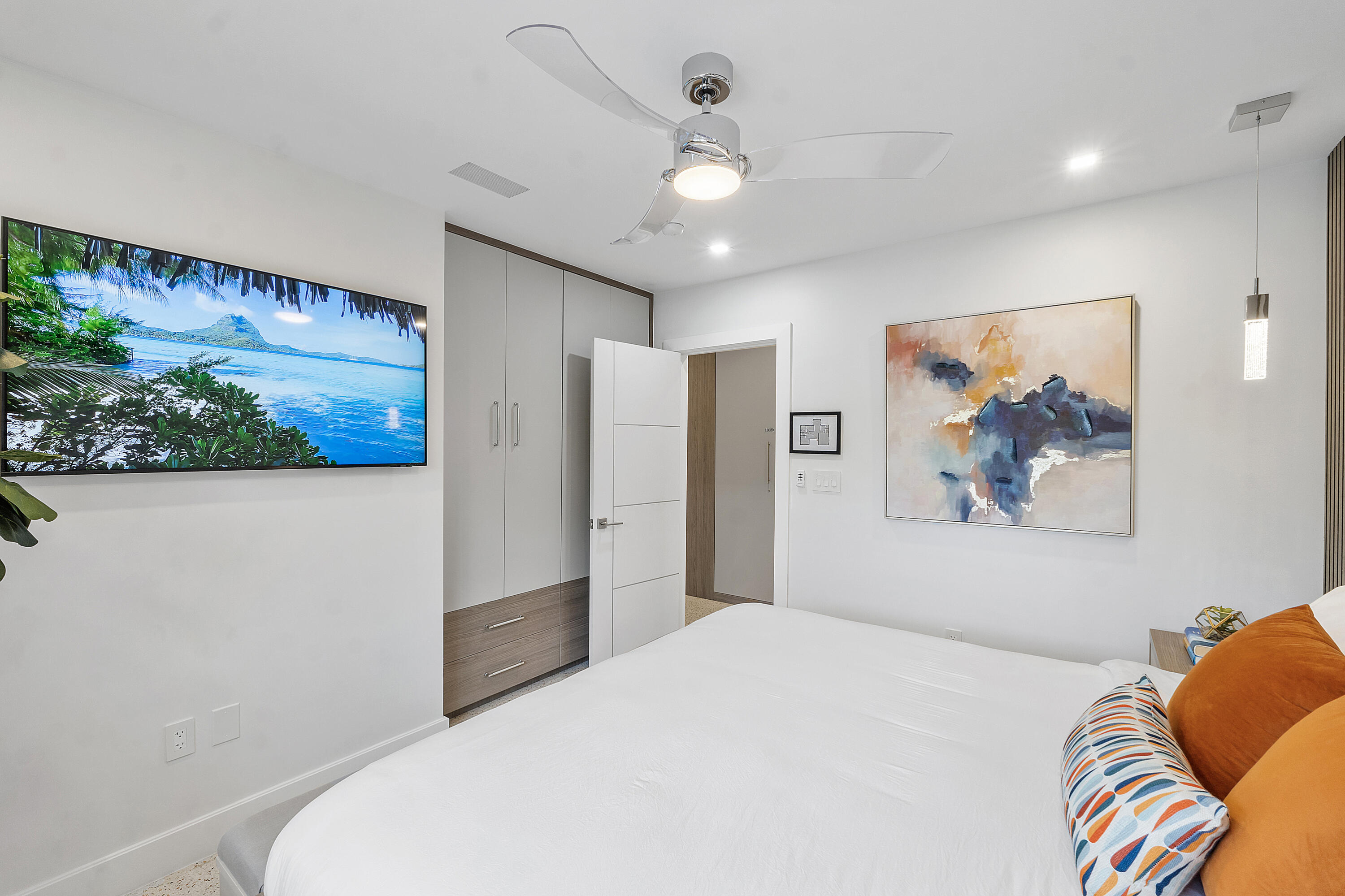 FLORANADA RIDGE SEC - Residential