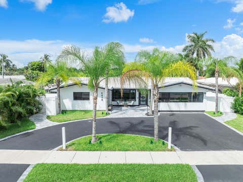 Tiny photo for 4875 NE 18th Avenue, Oakland Park, FL 33334 (MLS # B26020894)