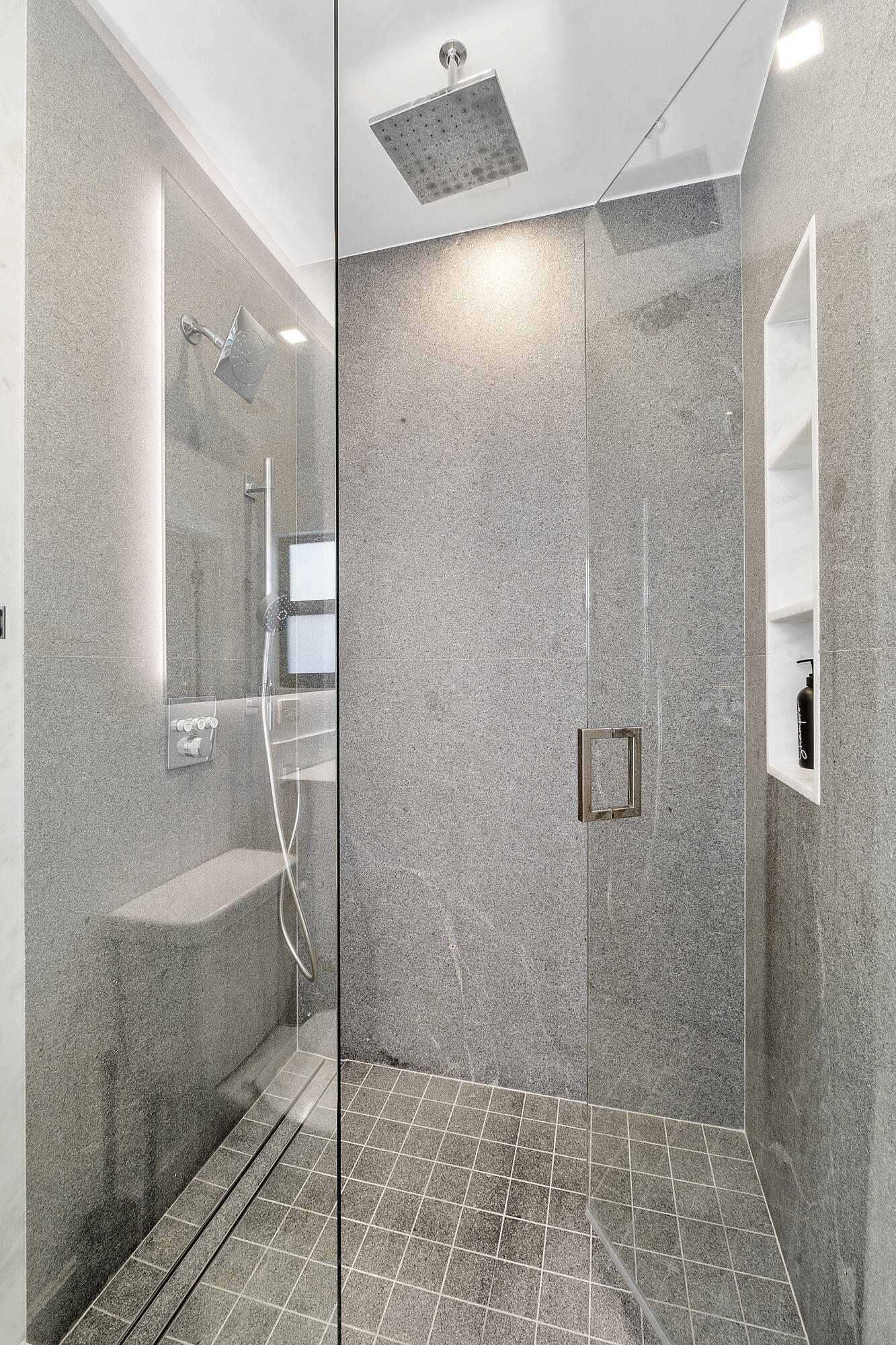 FLORANADA RIDGE SEC - Residential