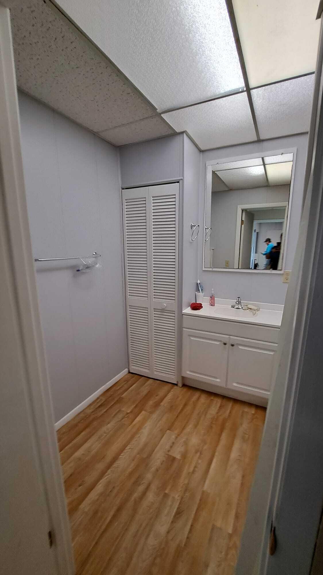 GREAT LAKE SUBDIVISION - Residential Lease