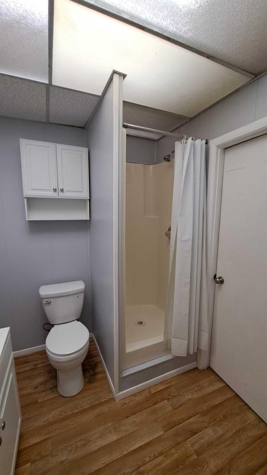 GREAT LAKE SUBDIVISION - Residential Lease