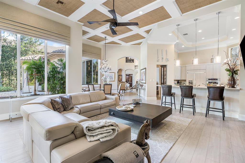 Mizner Country Club - Residential