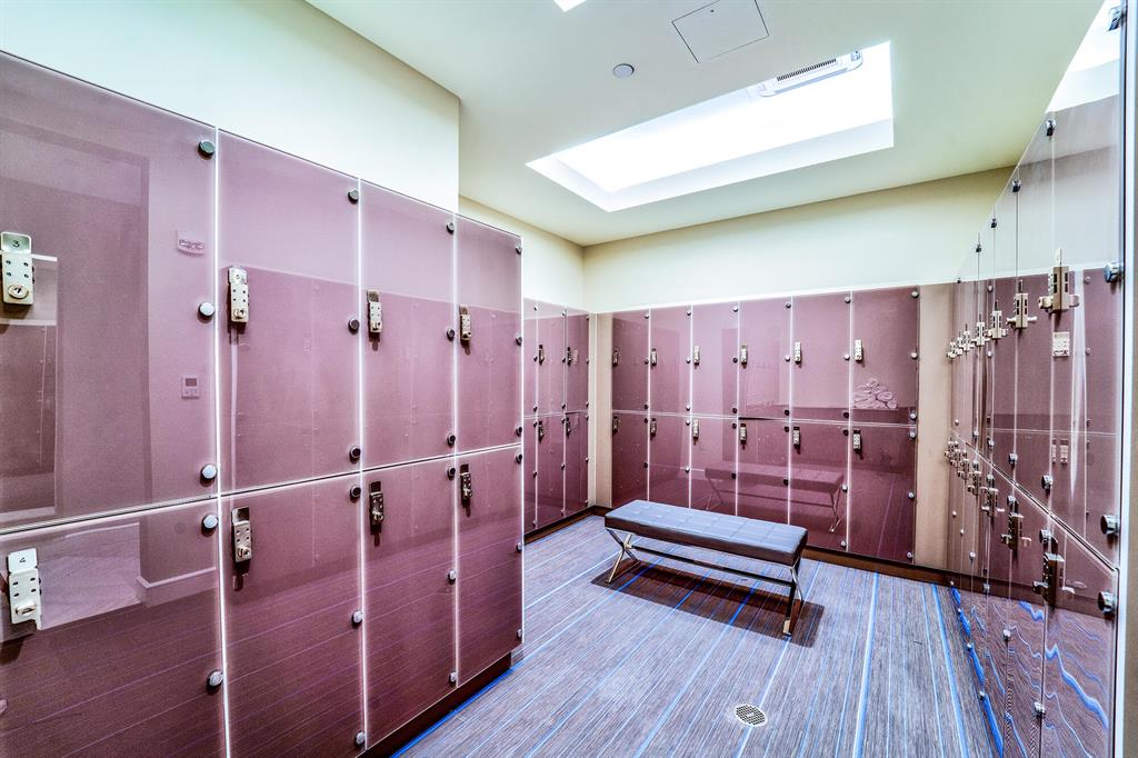 Mizner Country Club - Residential