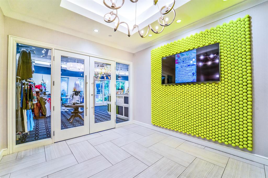 Mizner Country Club - Residential