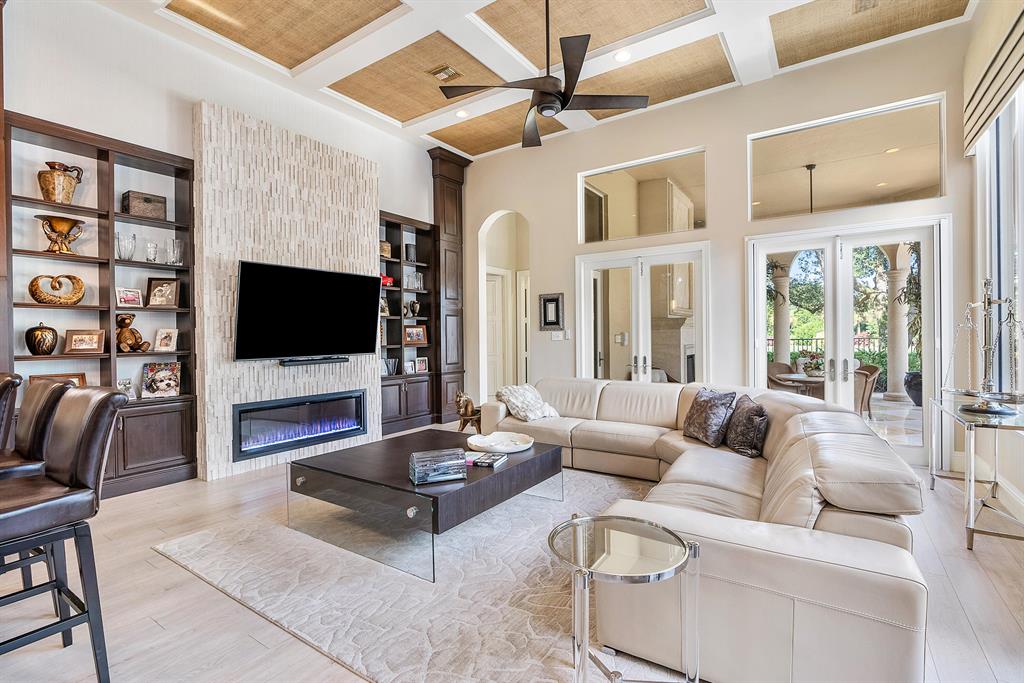 Mizner Country Club - Residential