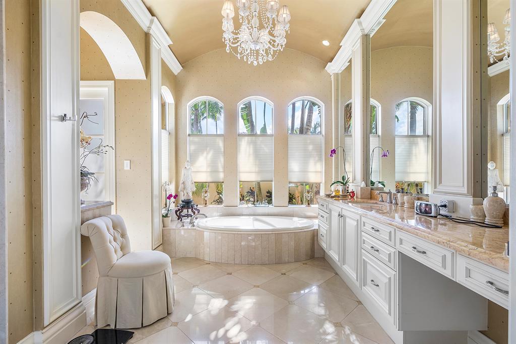 Mizner Country Club - Residential