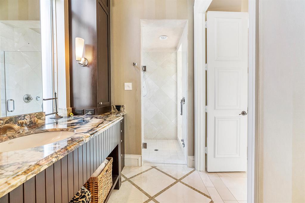 Mizner Country Club - Residential