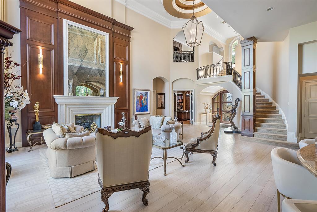 Mizner Country Club - Residential