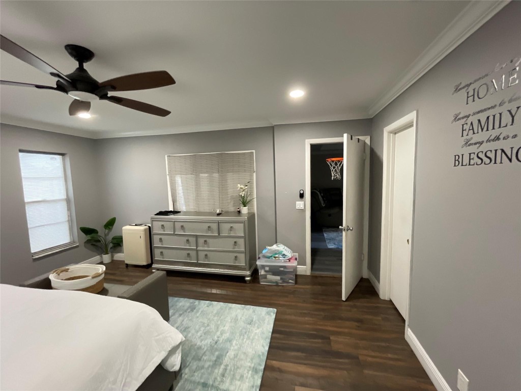 9020 Pine Springs Drive