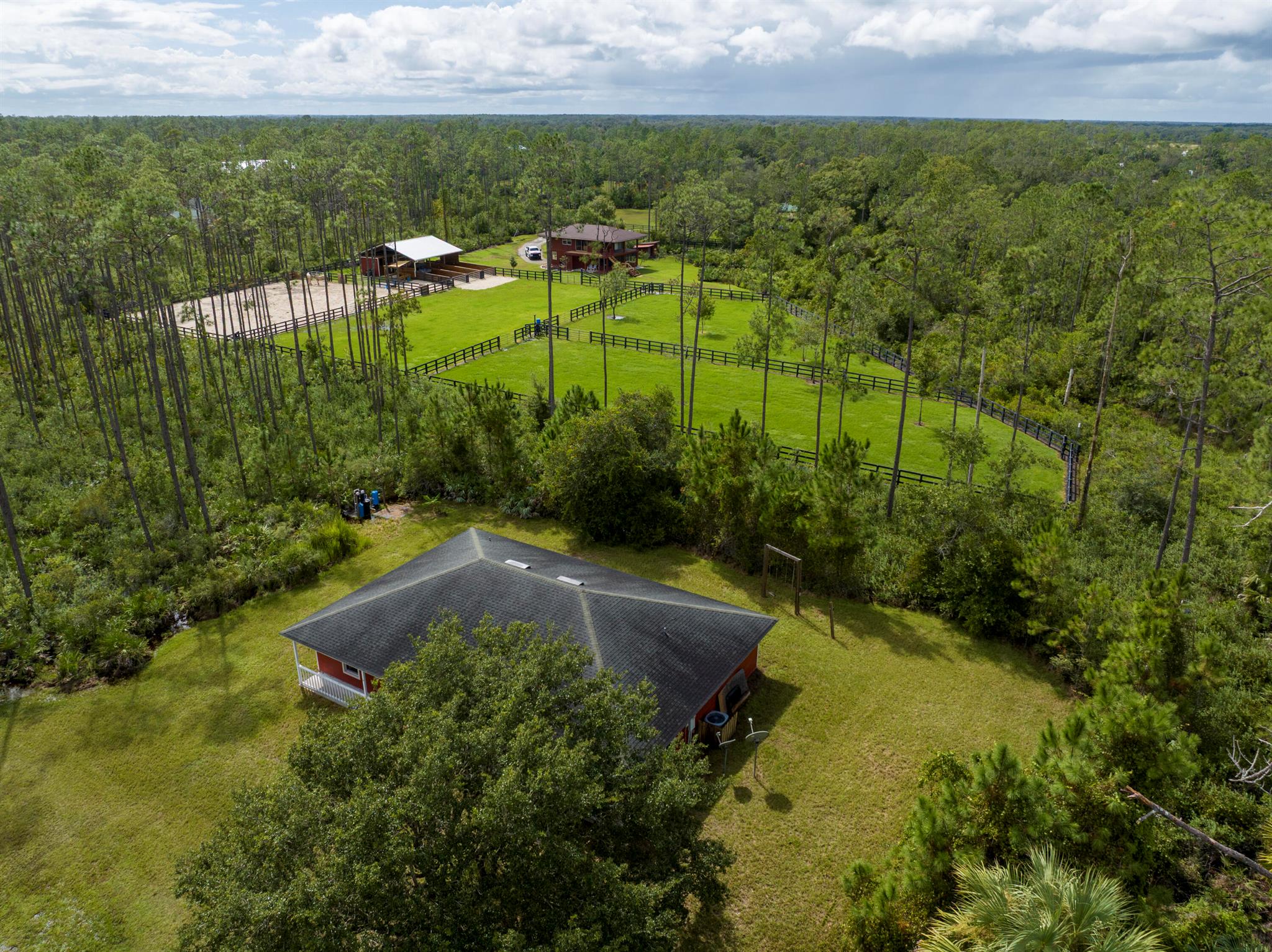 INDIAN HAMMOCK HUNT AND R - Residential
