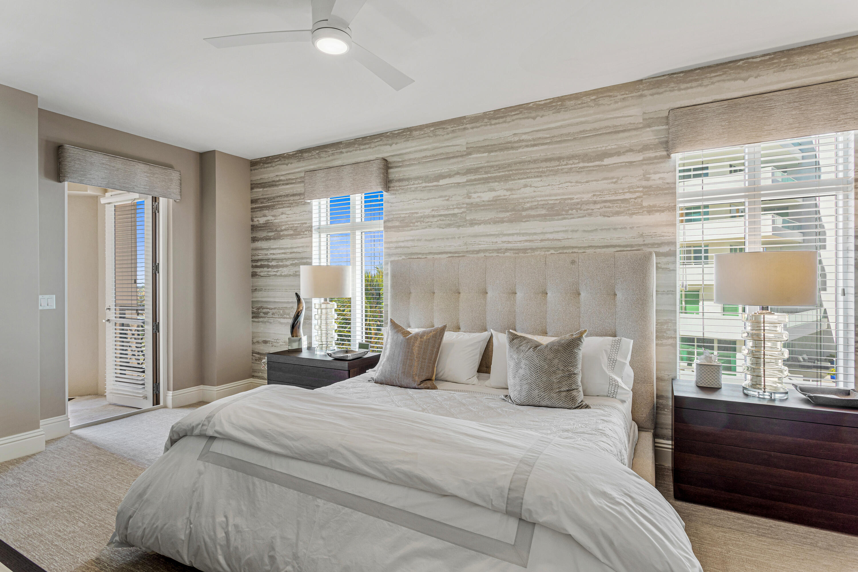 LUXURIA - Residential