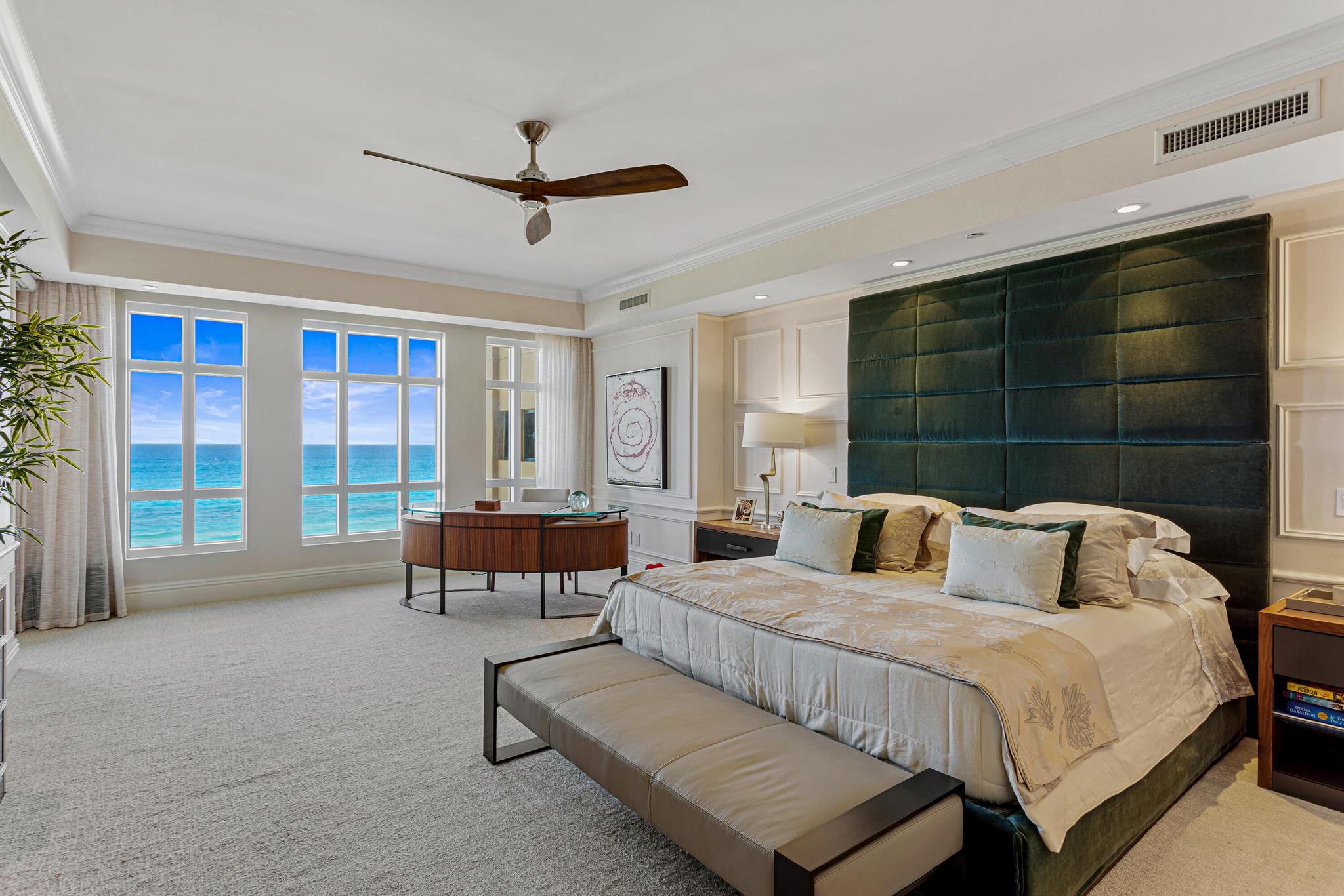 LUXURIA - Residential